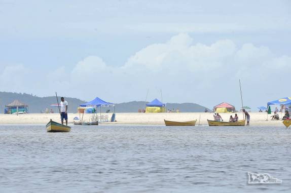 Visual da Guarda do Embaú, litoral sul de Santa Catarina